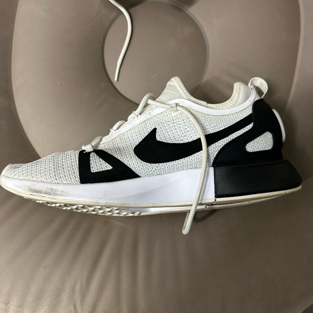 Nike Duel Racer White and Black Sneakers